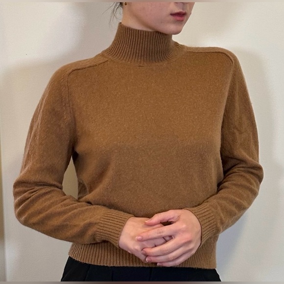 Babaton Sweaters - Babaton Cashmere Wool blend  Brown Turtleneck Sweater 2XS